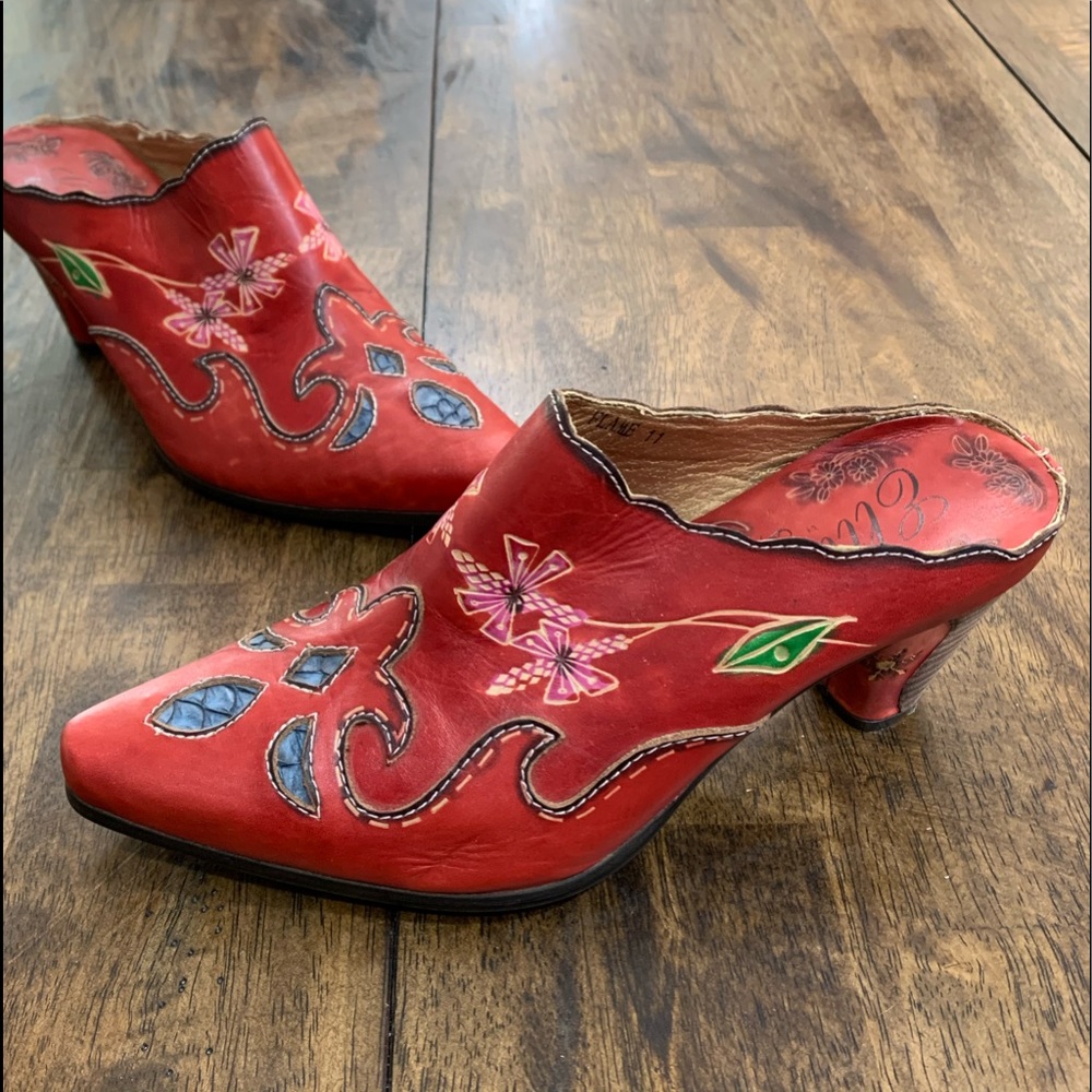 Elite Womens Size 10 Red Flame Heeled Slide Boots